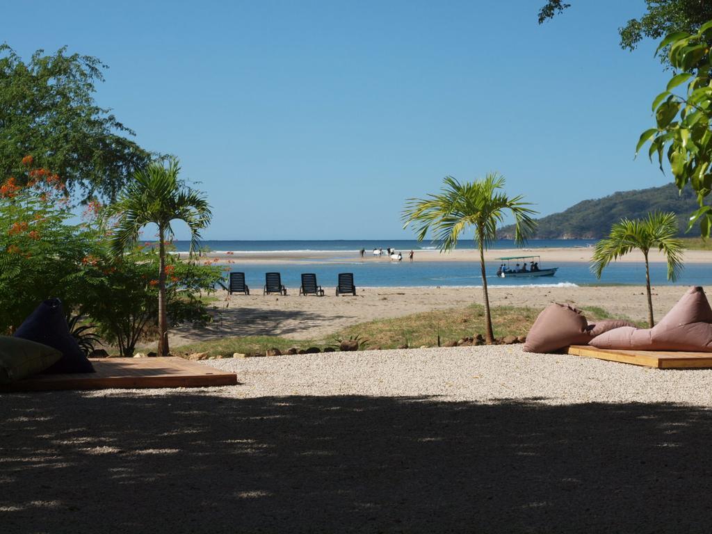 Hotel Casa Blanca Tamarindo Exterior photo