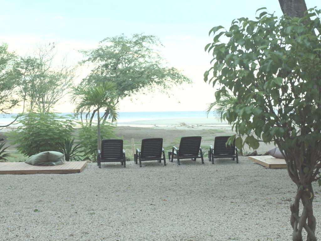 Hotel Casa Blanca Tamarindo Exterior photo