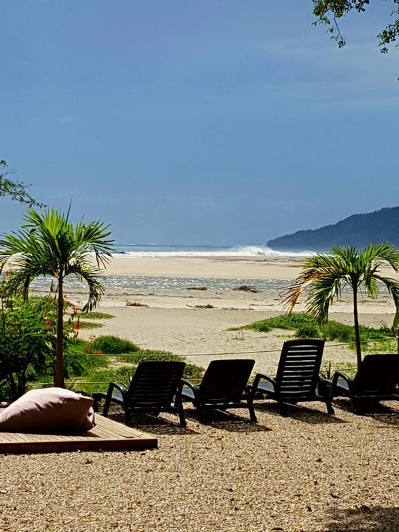 Hotel Casa Blanca Tamarindo Exterior photo