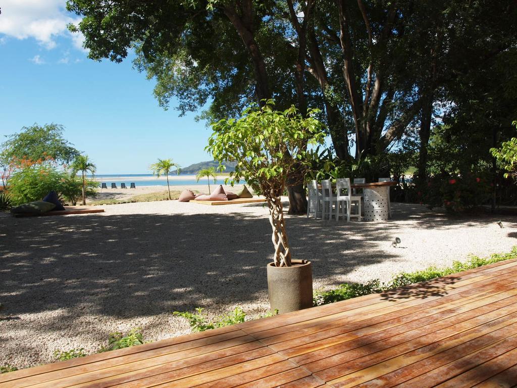 Hotel Casa Blanca Tamarindo Exterior photo